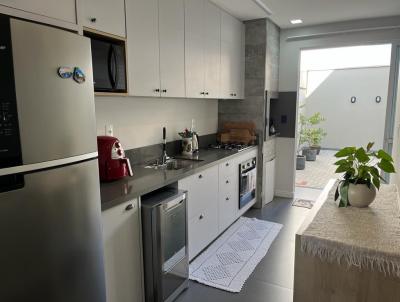 Casa para Venda, em Balne�rio Pi�arras, bairro Itacolomi, 2 dormit�rios, 3 banheiros, 2 su�tes, 2 vagas